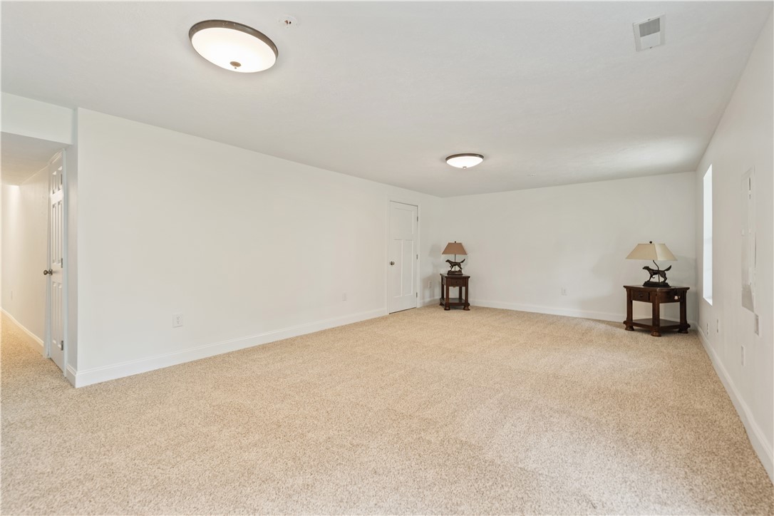 South Strabane, Pennsylvania 15301, United States, 3 Bedrooms Bedrooms, ,4 BathroomsBathrooms,Residential,Active,135086