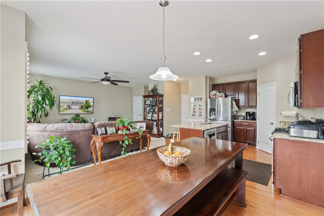 South Strabane, Pennsylvania 15301, United States, 3 Bedrooms Bedrooms, ,4 BathroomsBathrooms,Residential,Active,135086