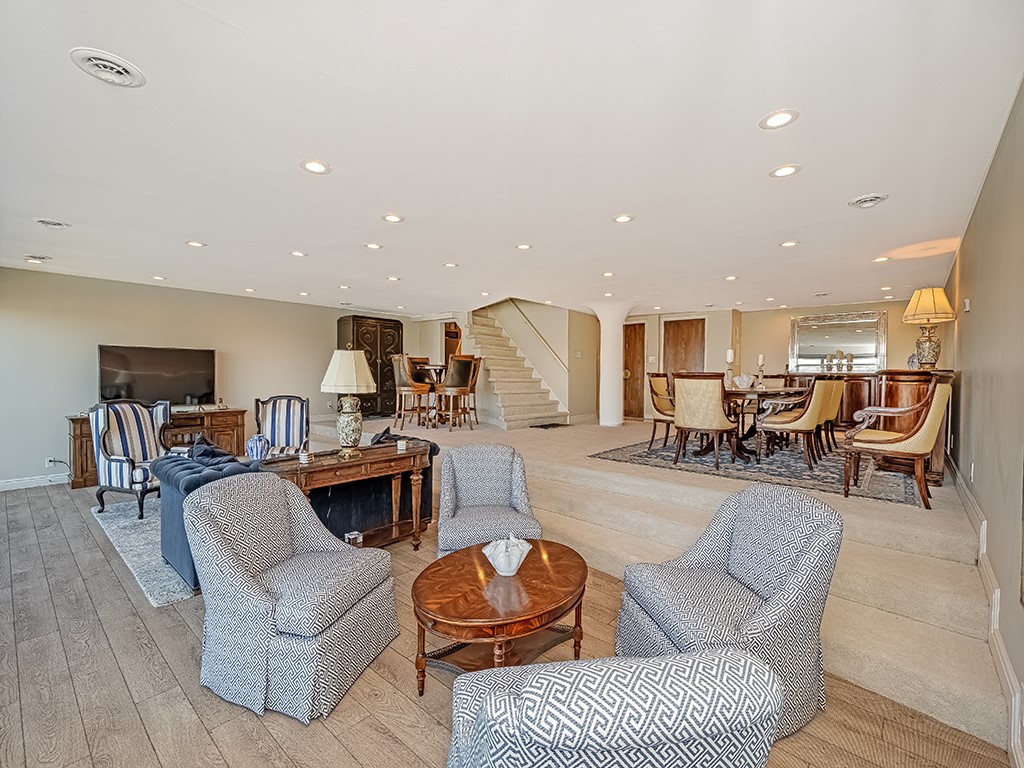 1102 Grandview Ave 9