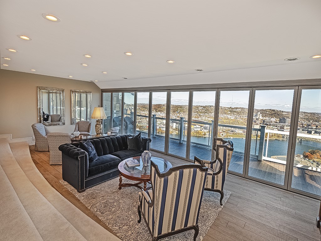 1102 Grandview Ave 9