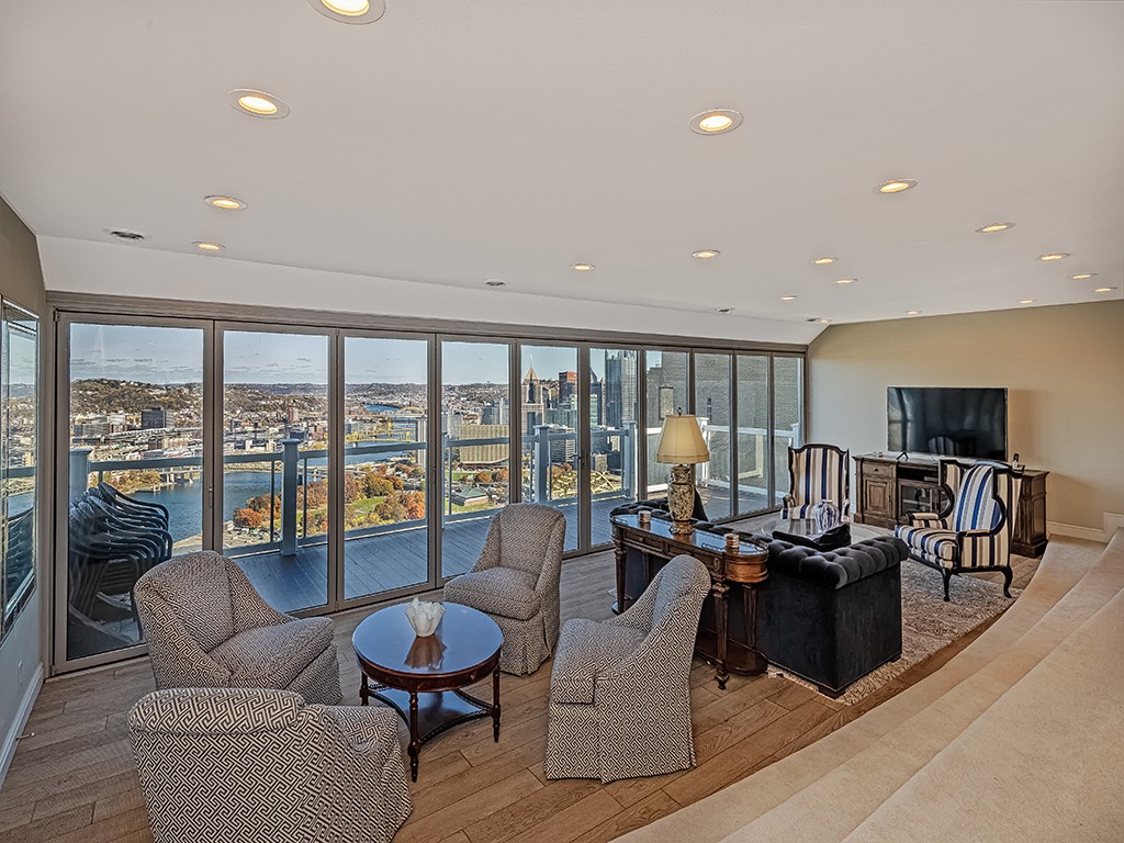 1102 Grandview Ave 9