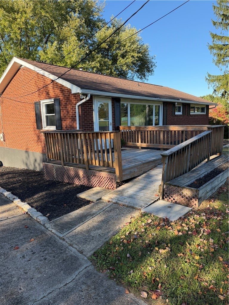 1049 SCHOOL ROAD