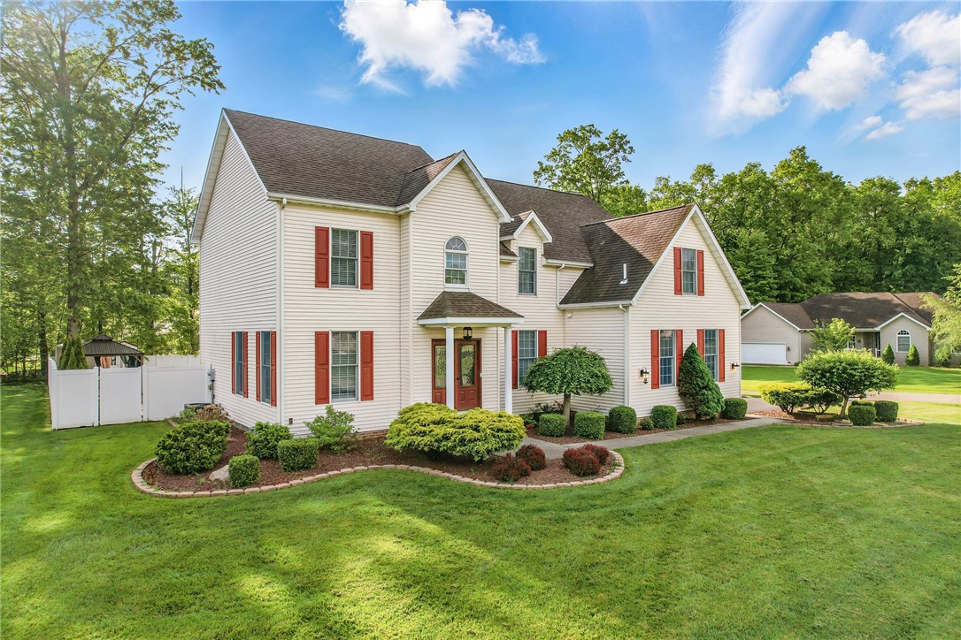 1523 Lori Lane Ln, Hermitage, Pennsylvania image 1