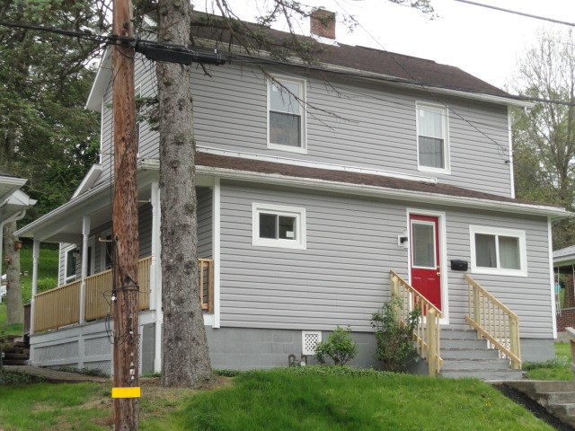 129 Whitestown Road