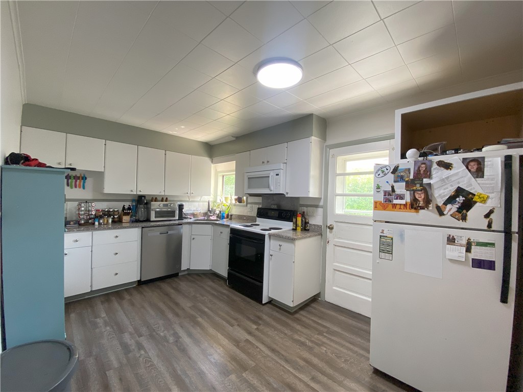 Monroeville, Pennsylvania 15146, United States, 3 Bedrooms Bedrooms, ,2 BathroomsBathrooms,Residential,Active,83968