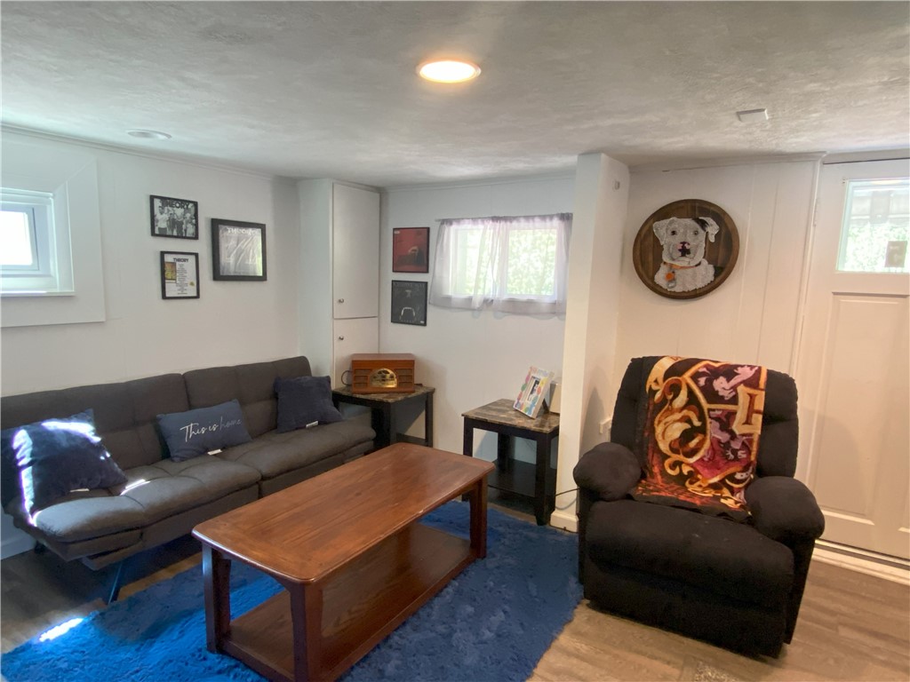 Monroeville, Pennsylvania 15146, United States, 3 Bedrooms Bedrooms, ,2 BathroomsBathrooms,Residential,Active,83968