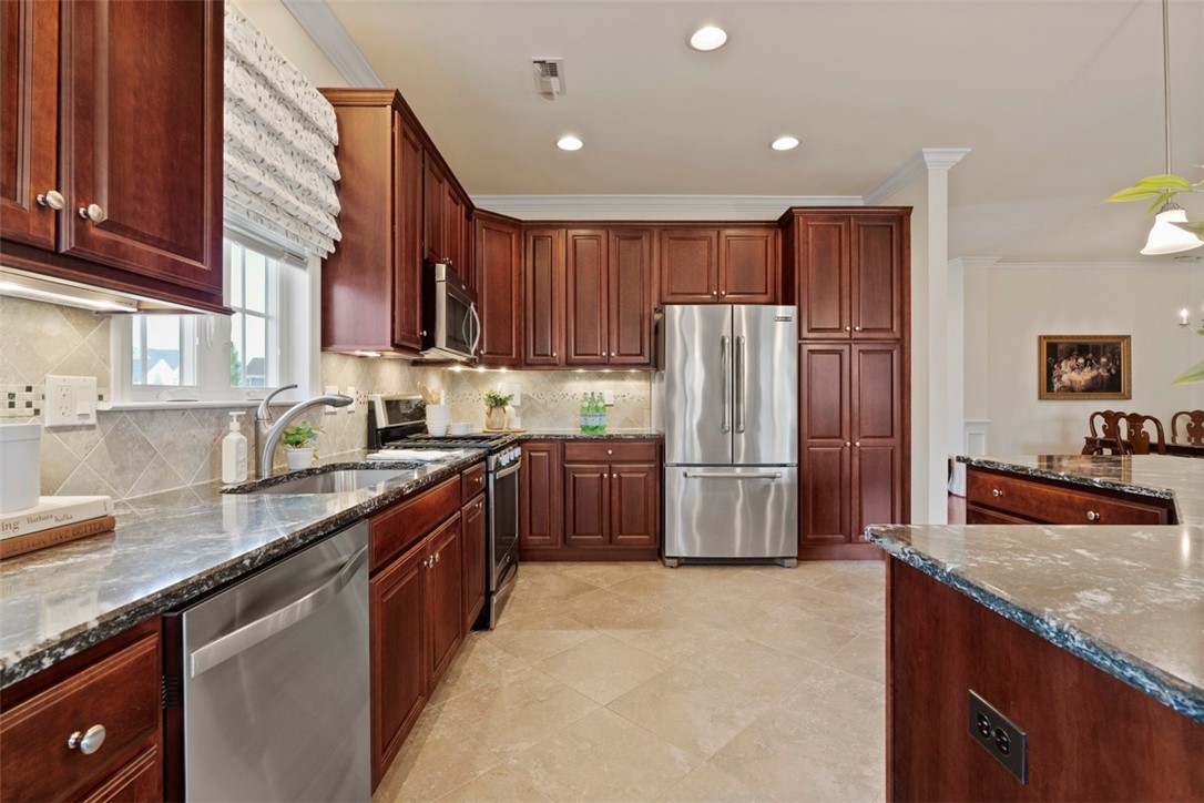 Ohio Twp, Pennsylvania 15143, United States, 2 Bedrooms Bedrooms, ,2 BathroomsBathrooms,Residential,Active,212888