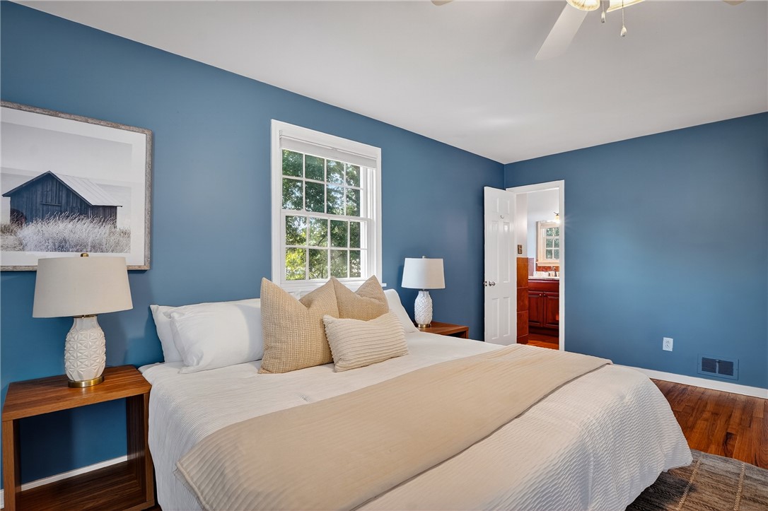 St Clair, Pennsylvania 15241, United States, 4 Bedrooms Bedrooms, ,3 BathroomsBathrooms,Residential,Active,170361