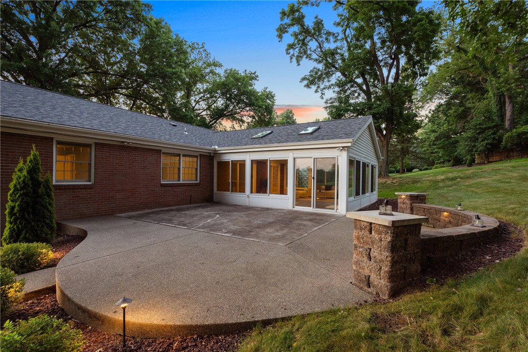 St Clair, Pennsylvania 15241, United States, 4 Bedrooms Bedrooms, ,3 BathroomsBathrooms,Residential,Active,170361