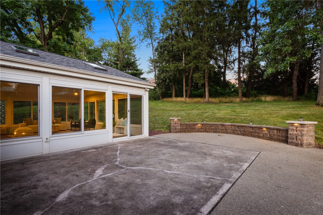 St Clair, Pennsylvania 15241, United States, 4 Bedrooms Bedrooms, ,3 BathroomsBathrooms,Residential,Active,170361