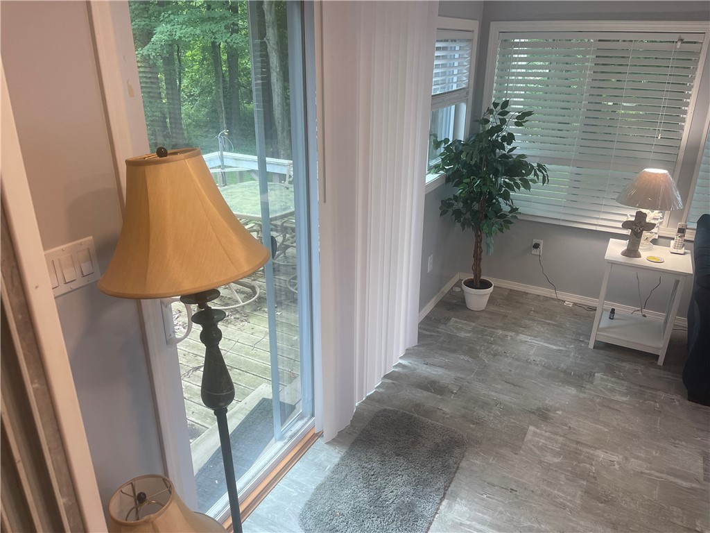 Wheatland, Pennsylvania 16161, United States, 4 Bedrooms Bedrooms, ,3 BathroomsBathrooms,Residential,Active,173974