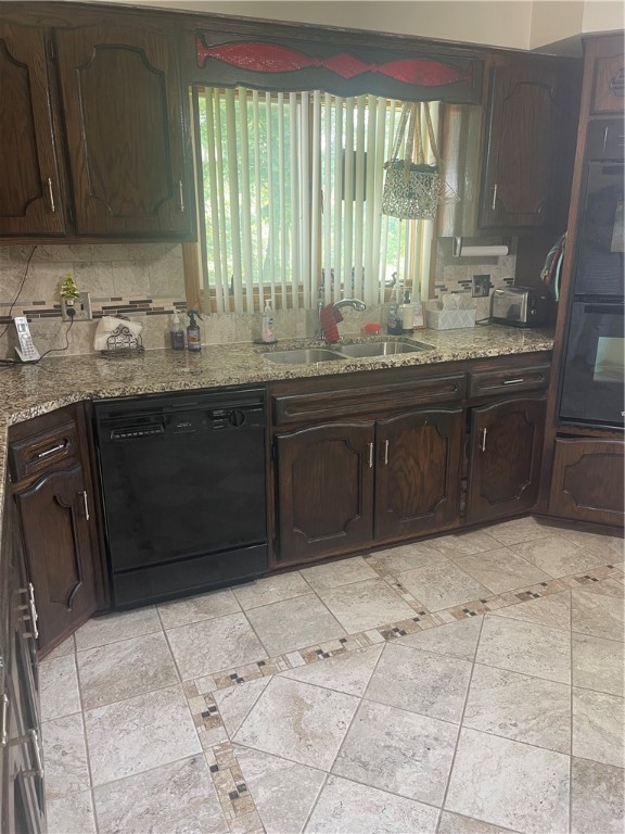 Wheatland, Pennsylvania 16161, United States, 4 Bedrooms Bedrooms, ,3 BathroomsBathrooms,Residential,Active,173974