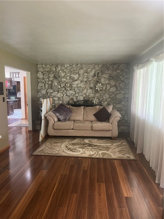 Wheatland, Pennsylvania 16161, United States, 4 Bedrooms Bedrooms, ,3 BathroomsBathrooms,Residential,Active,173974