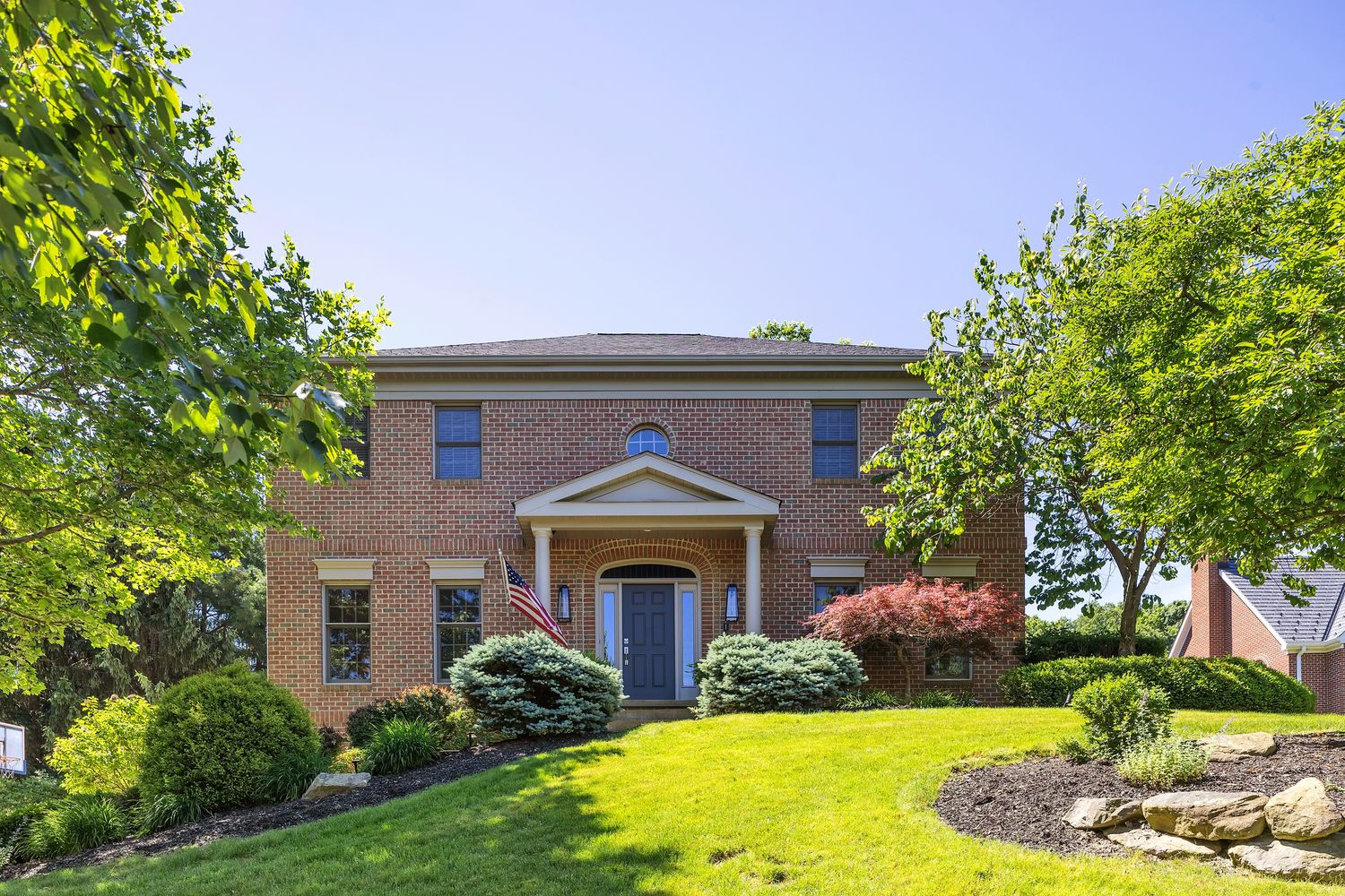 112 Middleground Place