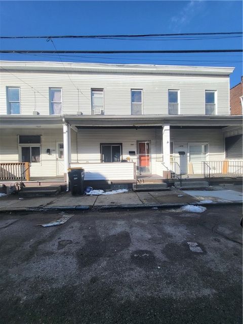 1200 Holmes St McKees Rocks PA 15136