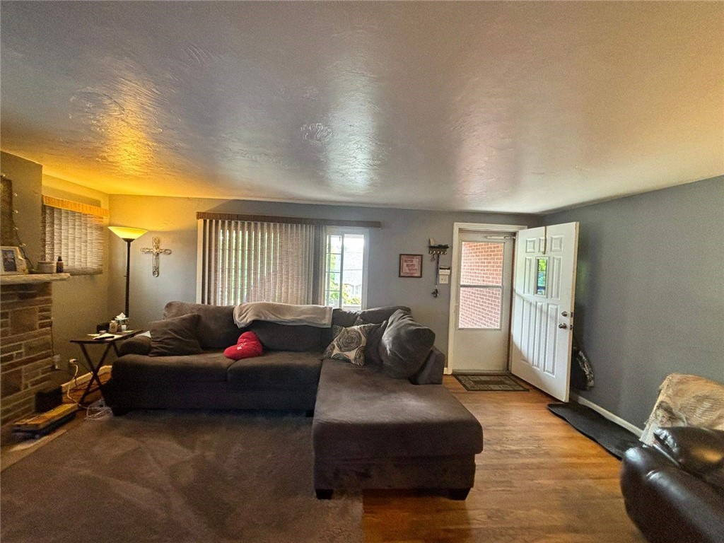 114 Marham Rd