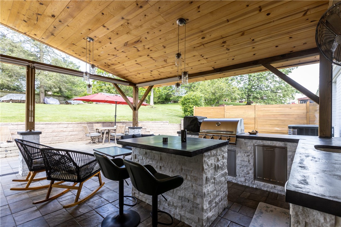 22 Green Crescent Dr