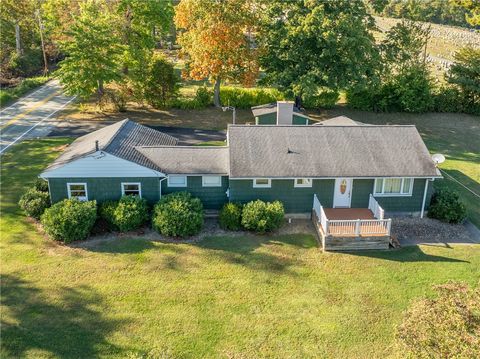Photo of 69 Viewmont Dr, Latrobe, PA 15650 (MLS # 1724927)