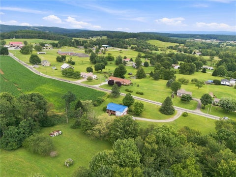 Homes For Sale - 233 Acme Dam Rd Rd<br/> Mt Pleasant Twp, PA 15610