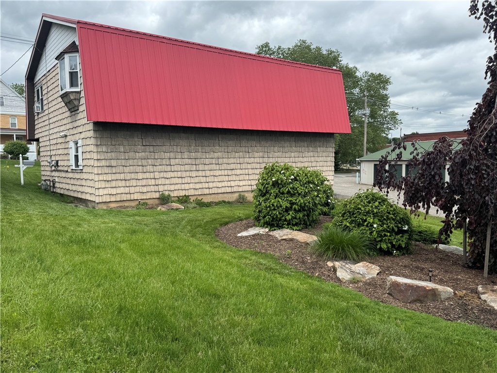 Indiana Boro - Ind, Pennsylvania 15701, United States, 2 Bedrooms Bedrooms, ,1 BathroomBathrooms,Residential,Contingent,133295