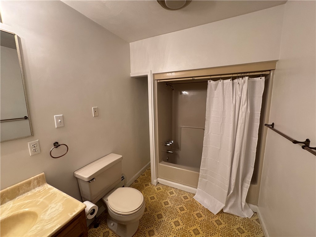 Indiana Boro - Ind, Pennsylvania 15701, United States, 2 Bedrooms Bedrooms, ,1 BathroomBathrooms,Residential,Contingent,133295