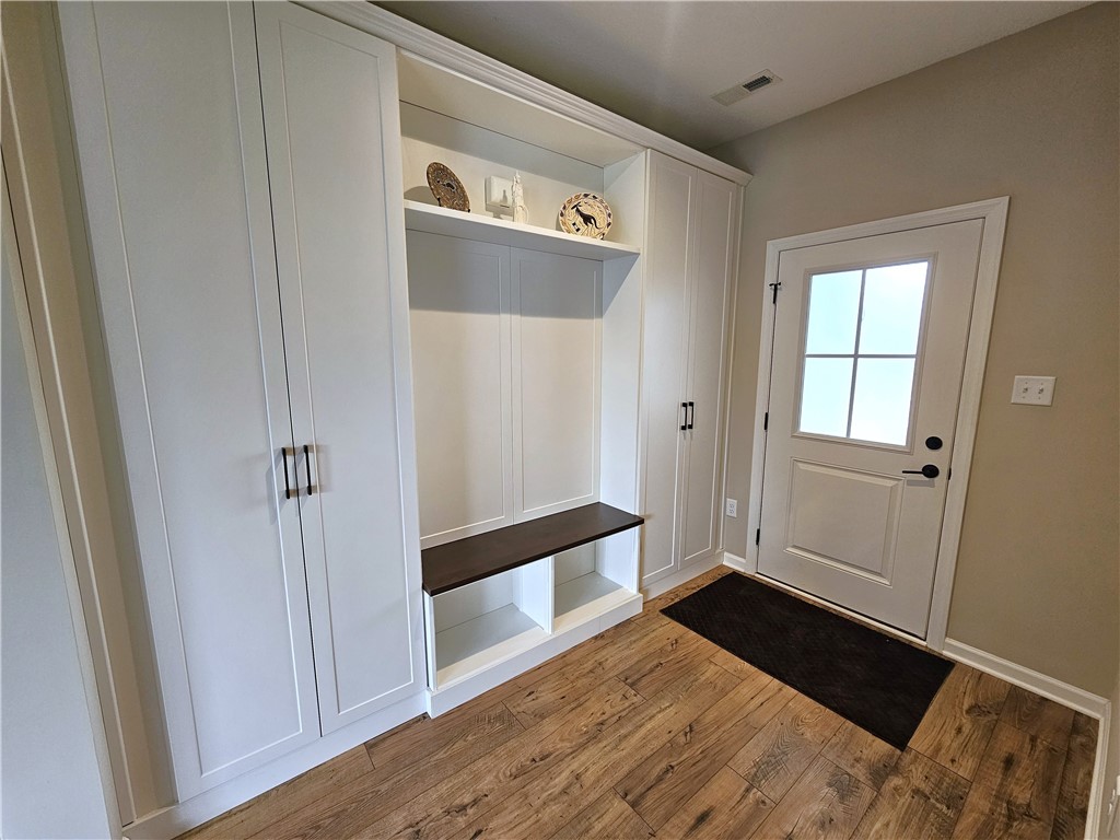 129 Bay Court