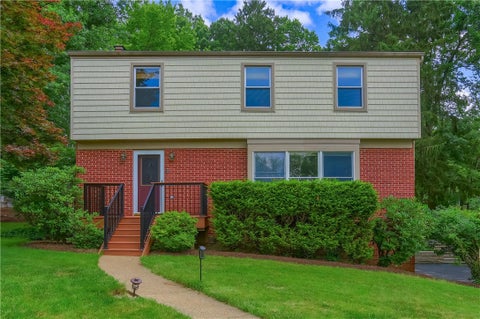 Photo of 5389 Peach Dr, Gibsonia, PA 15044 (MLS # 1764065)