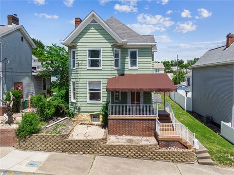 Photo of 549 George St, Greensburg, PA 15601 (MLS # 1758057)