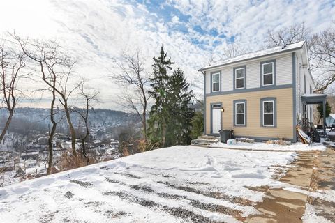 Photo of 299 Mount Royal Blvd, Shaler, PA 15223 (MLS # 1736145)