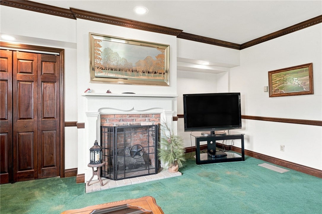 20 Mavor Ln