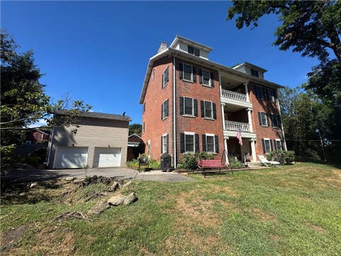 Photo for 1319 Riverside Dr 100