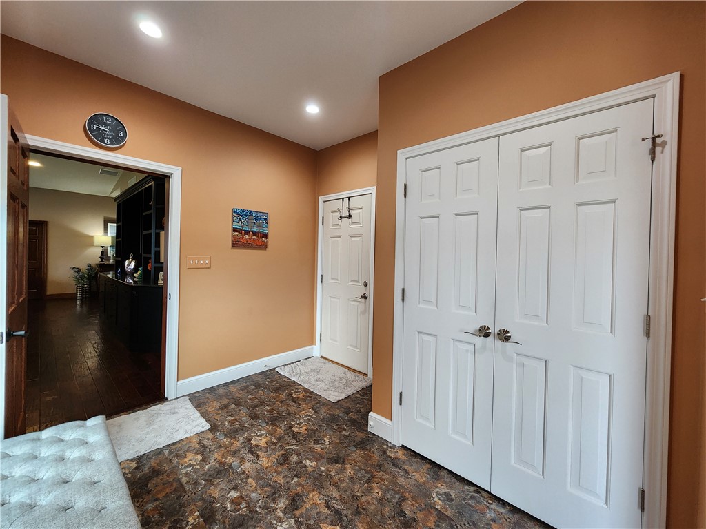 Jackson Twp - Mer, Pennsylvania 16137, United States, 3 Bedrooms Bedrooms, ,4 BathroomsBathrooms,Residential,Active,105241