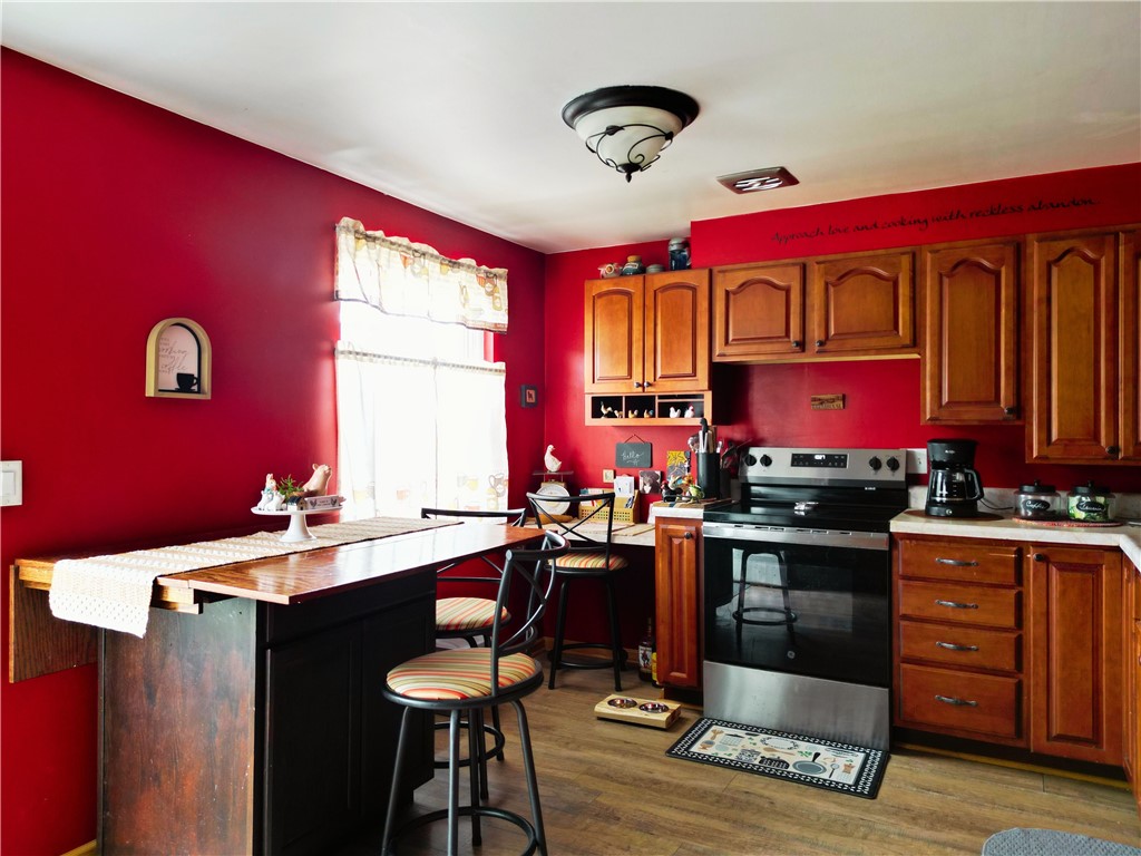 230 Whitestown Vlg G