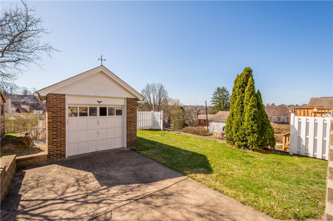 63 W Francis Ave Ave, Brentwood, Pennsylvania image 6