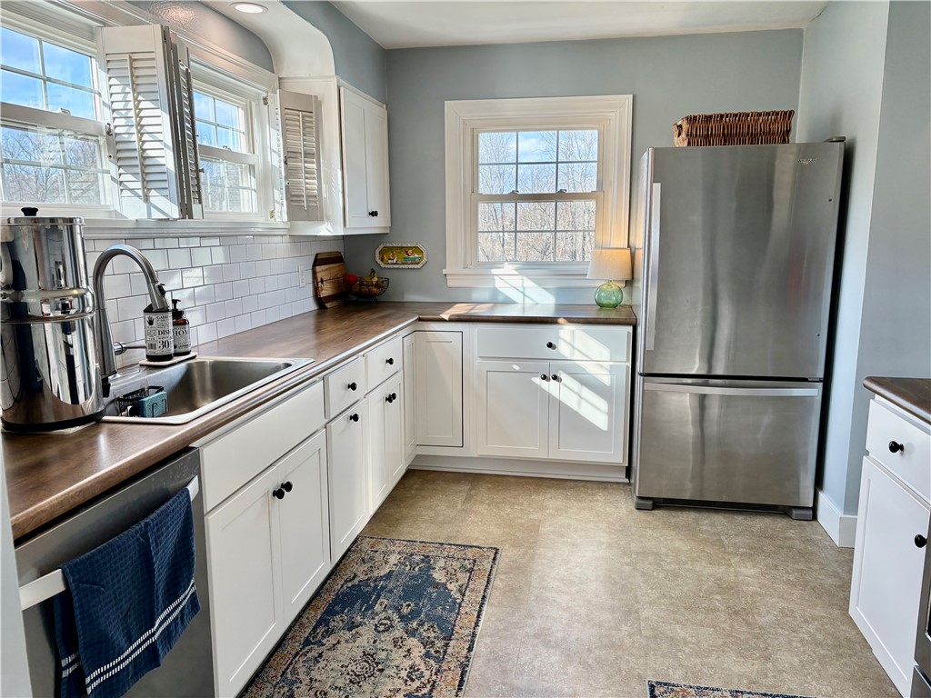 800 Tuscararwas Road