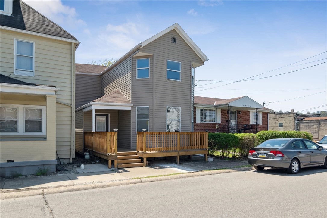 1022 2nd Ave Ave, Coraopolis, Pennsylvania image 2