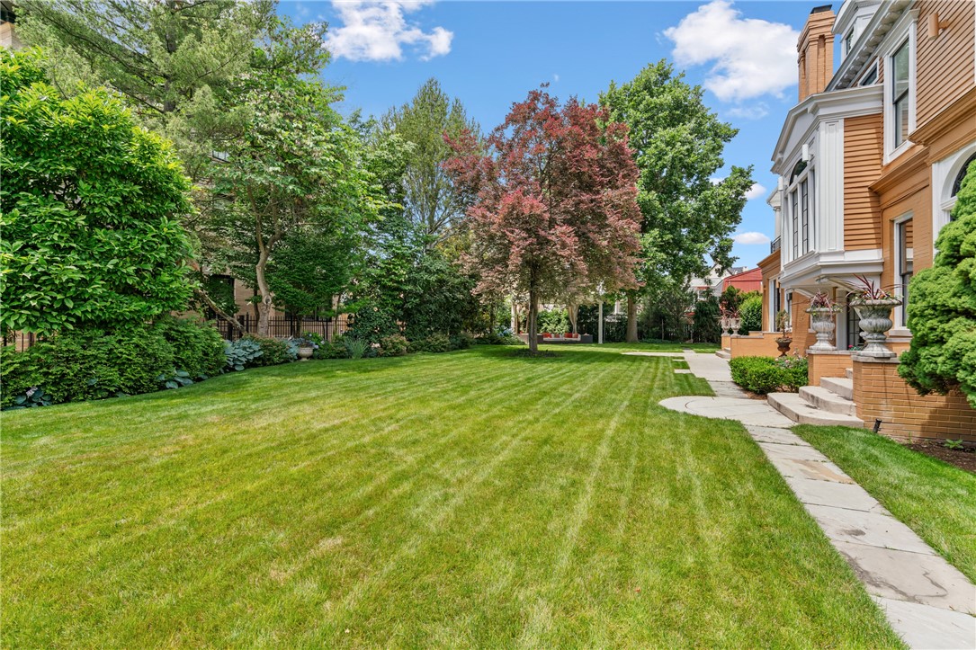 4929 Wallingford