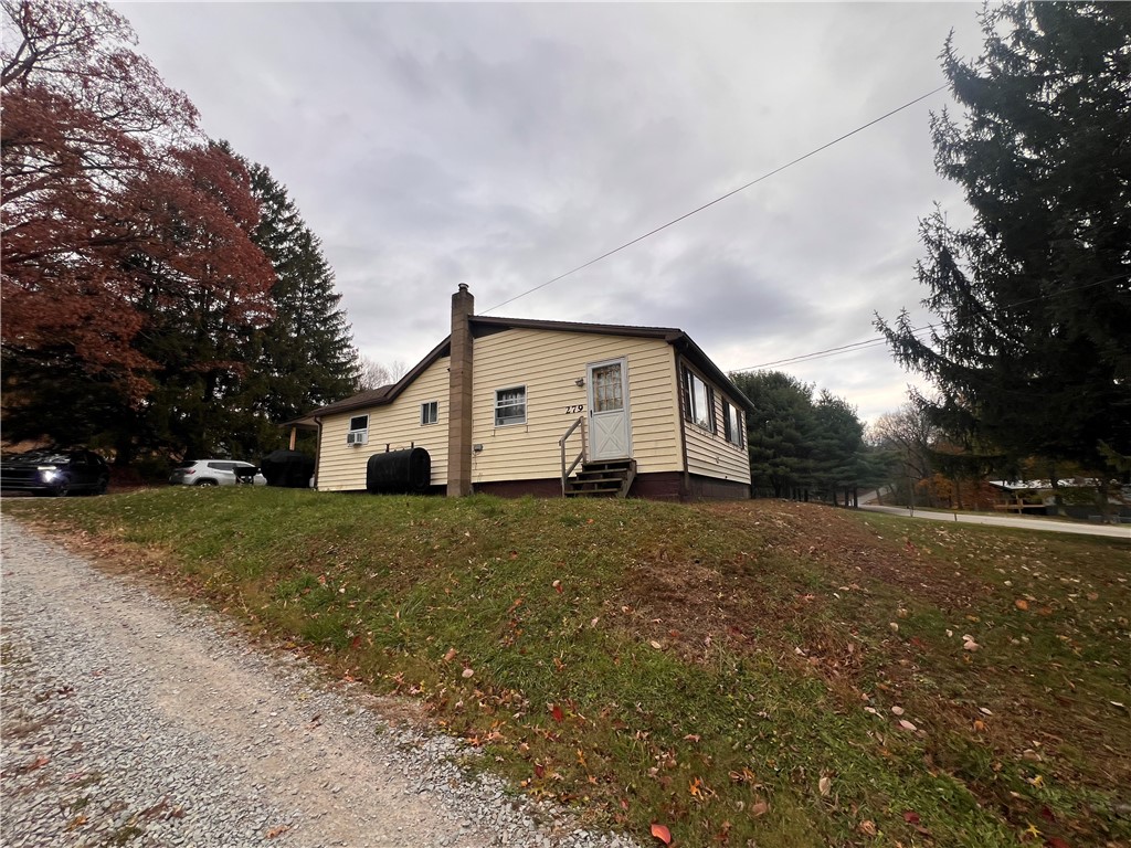 279 Snyder Ln
