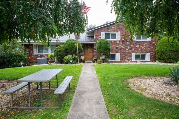 107 HILLMAN PARK DR, BROWNSVILLE, PA 15417 - Image 800e0c9199bec3d5efab5c46cd98ecfb/2625363465