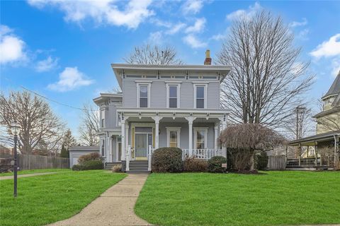 Apartment For Sale - 235 College Ave Ave<br/> Beaver, PA 15009