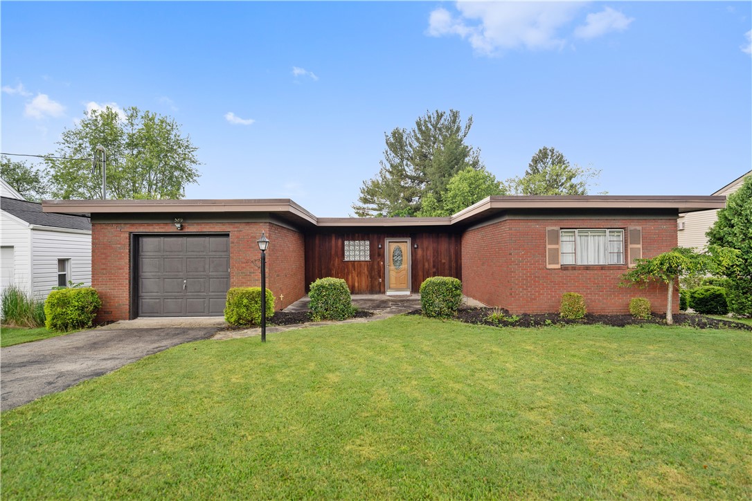 View N Franklin Twp, PA 15301 house