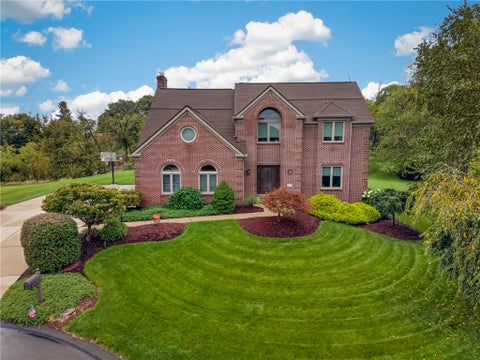 Homes For Sale - 273 Palomino Dr Dr<br/> Bethel Park, PA 15102