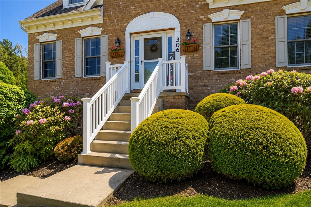 306 Providence Dr