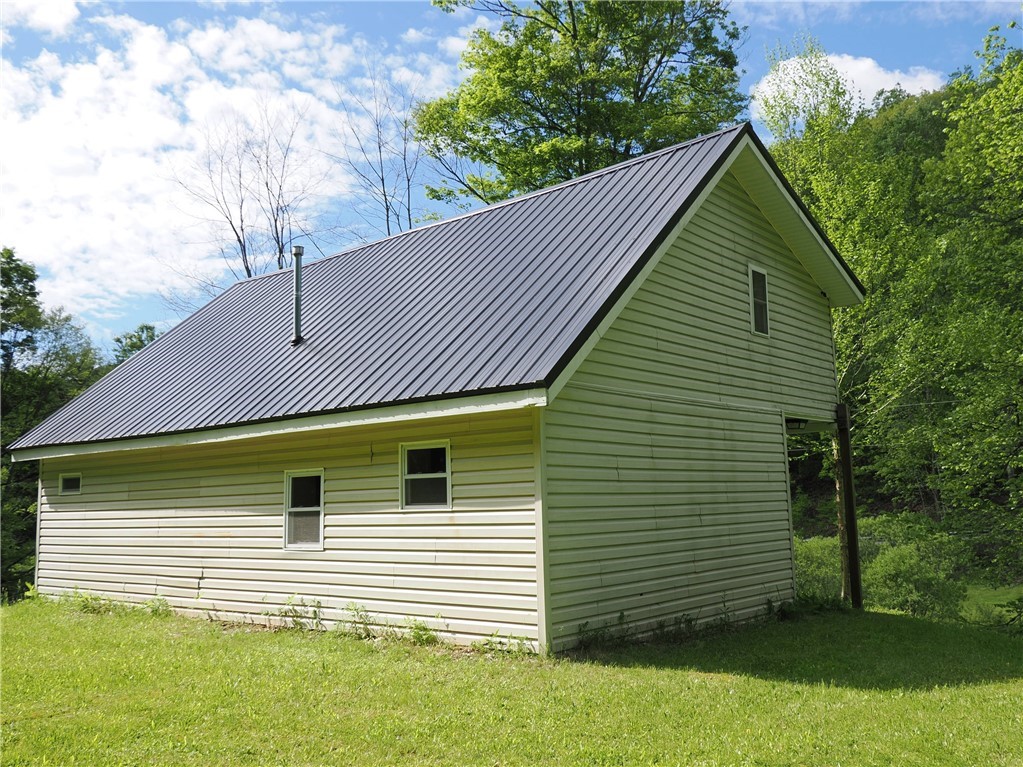 782 Whitney Run Rd