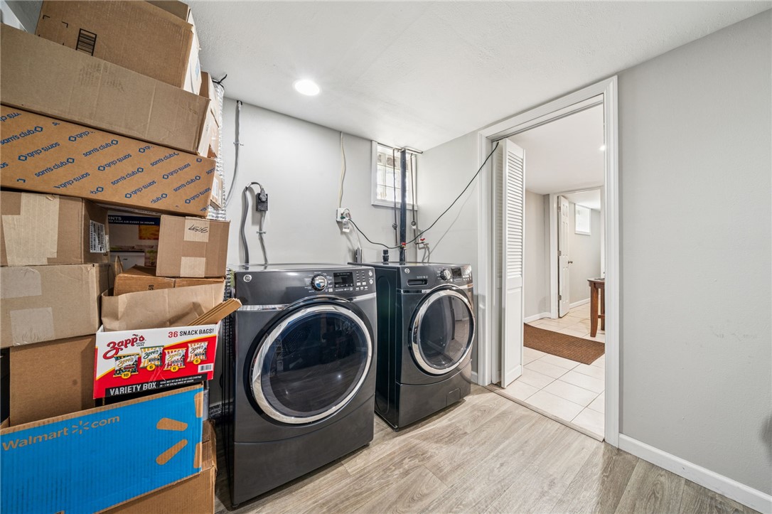 Hempfield Twp, Pennsylvania 15601, United States, 3 Bedrooms Bedrooms, ,2 BathroomsBathrooms,Residential,Active,201222