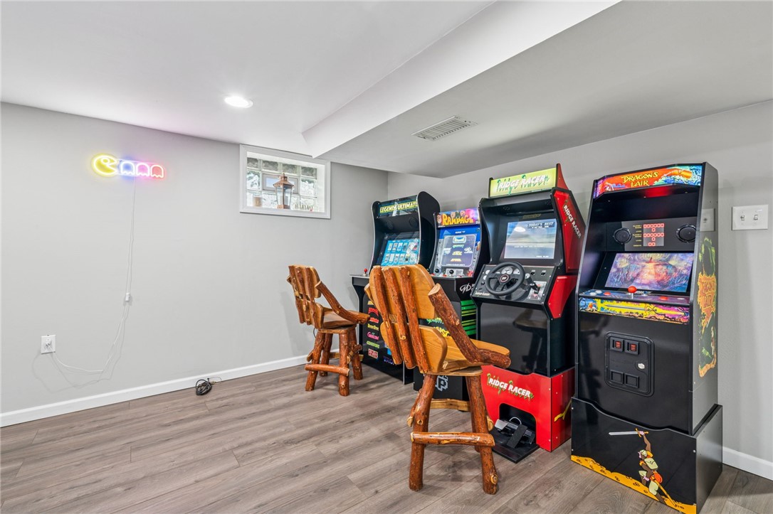 Hempfield Twp, Pennsylvania 15601, United States, 3 Bedrooms Bedrooms, ,2 BathroomsBathrooms,Residential,Active,201222