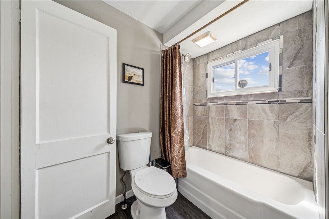 Hempfield Twp, Pennsylvania 15601, United States, 3 Bedrooms Bedrooms, ,2 BathroomsBathrooms,Residential,Active,201222