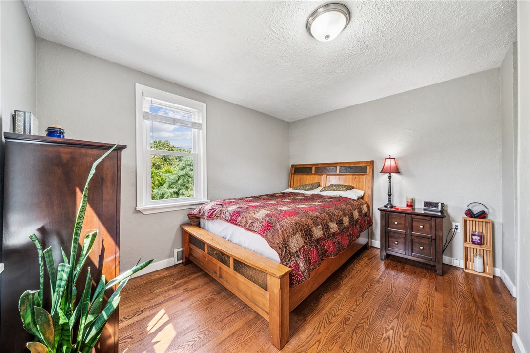 Hempfield Twp, Pennsylvania 15601, United States, 3 Bedrooms Bedrooms, ,2 BathroomsBathrooms,Residential,Active,201222