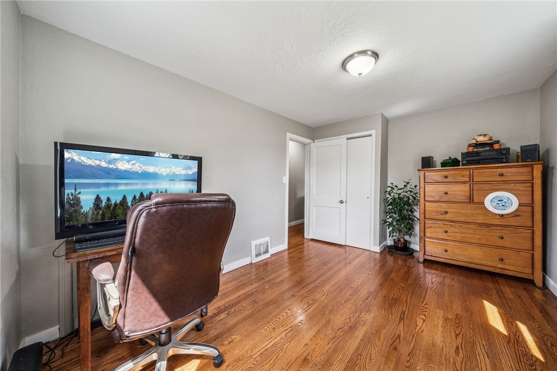 Hempfield Twp, Pennsylvania 15601, United States, 3 Bedrooms Bedrooms, ,2 BathroomsBathrooms,Residential,Active,201222