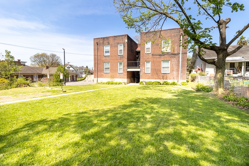 Crafton, Pennsylvania 15205, United States, ,Residential,Contingent,117784